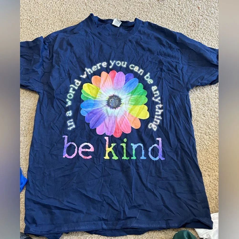 Be Kind Flower Tshirt